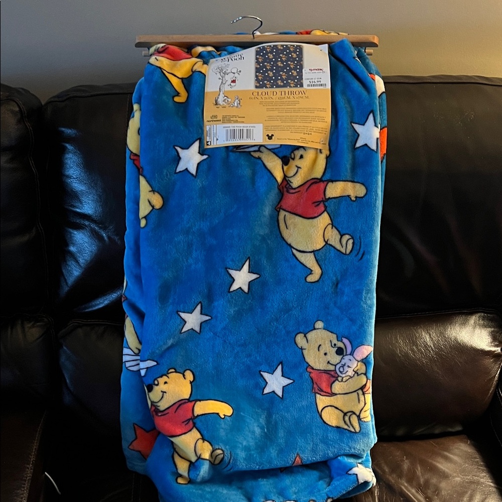 Northwest Winnie the Pooh Blue Throw Blanket
